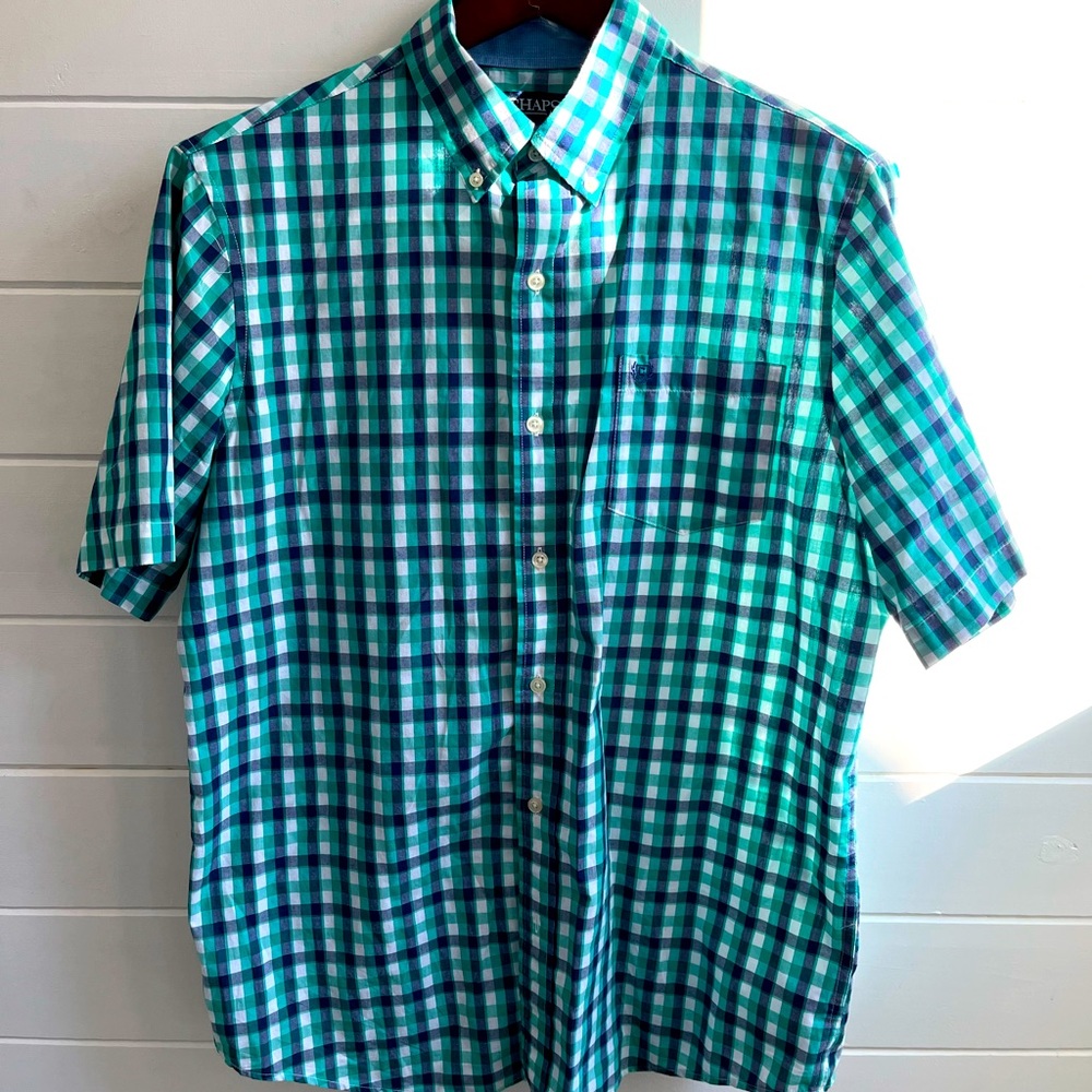 Men’s Large Chaps Short Sleeve Shirt.